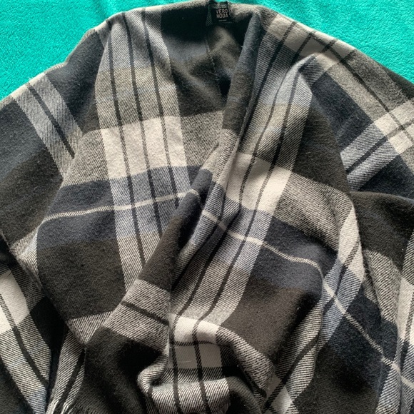 Plaid, Wool Blanket Scarf - Picture 7 of 7